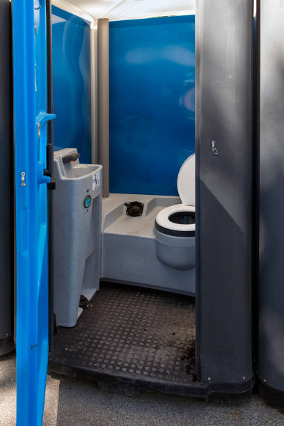 Best Portable toilet rental cost  in Davis, CA