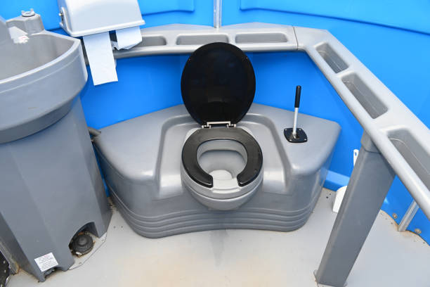 Best Porta potty rental near me  in Davis, CA